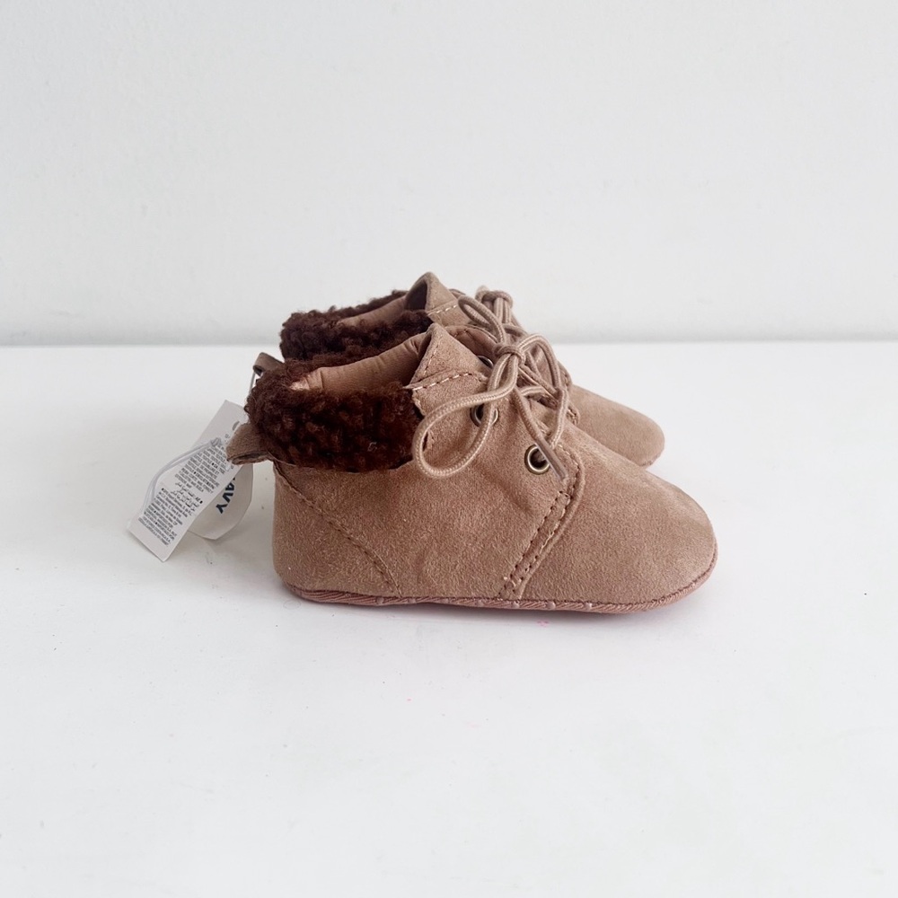 Old Navy baby boy faux suede booties size 12-18 months
